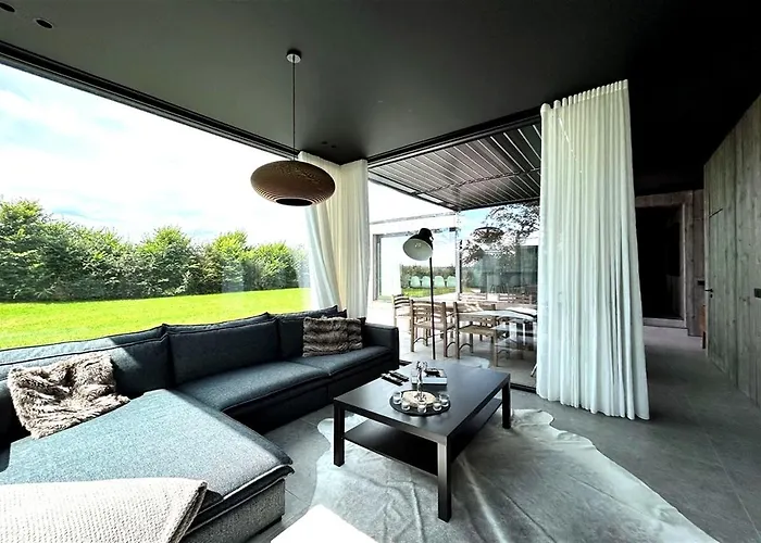 En Hauteheure Contemporain Au Coeur Des Ardennes Holiday home *