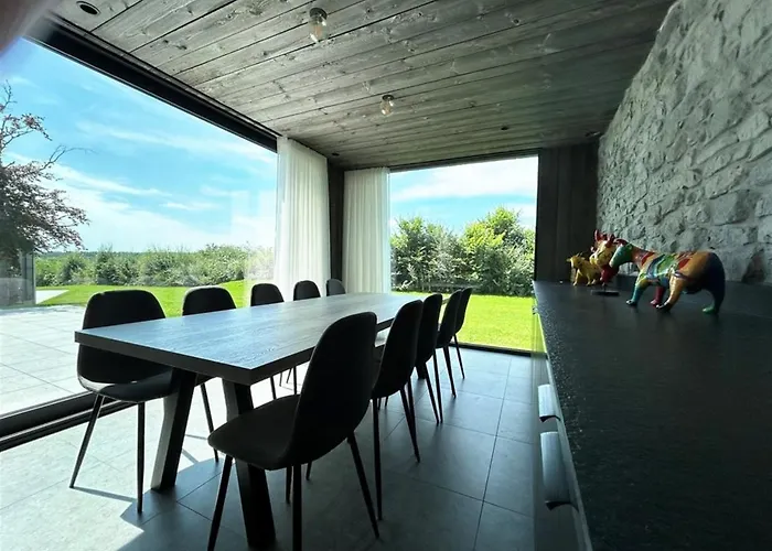 En Hauteheure Contemporain Au Coeur Des Ardennes Holiday home Somme-Leuze